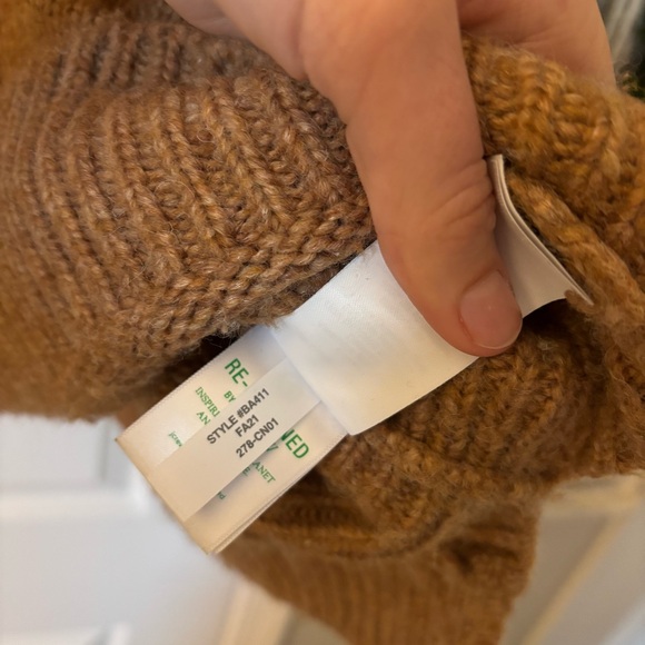J. Crew Relaxed Turtleneck Poncho M/L Oversized Camel Sweater Alpaca Merino Wool - Picture 13 of 15